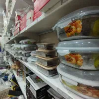 فروشنده خانوم در جهیزیه و پلاسکو