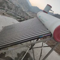 فروش یک ابگرمکن خورشیدی دوسال کارکرده تمیز درحدنو