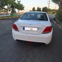 دنا EF7 مدل 98 بی‌رنگ شاسی پلمپ 88هزار بسیار تمیز