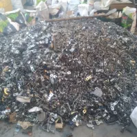 خرید‌انواع‌ضایعات‌اهن‌مس‌المینیوم‌نقدی