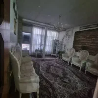 رهن و اجاره خانه ۹۰ متری حیاط دار