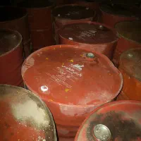 بشکه 220|ابزارآلات|پیر سهراب, |دیوار