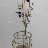 آباژور و پایه قابلمه