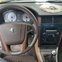 پرشیا 1401 درحد خشک|خودرو سواری و وانت|قم, کوه سفید|دیوار