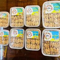 نیروی خانم جوان و پرانرژی برای بسته بندی