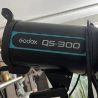 فلاش نور ۳۰۰گودوکس