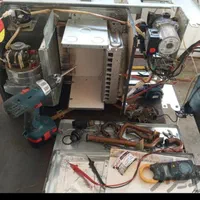 تعمیر پکیج و آبگرمکن|خدمات پیشه و مهارت|بروجن, |دیوار