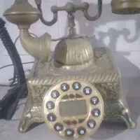 تلفن برنجی سنگین