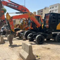 اجاره بیل بزرگ مینی بیل لاستیکی چکش پاکت خاکبرداری