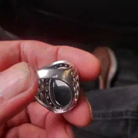 انگشتر‌نقره‌دست‌ساز‌قول‌پیکر ‌عقیق‌یمنی‌قدیمی