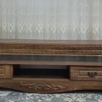 میز تلویزیون در حد نو