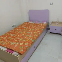 دوتخت نوجوان با میز کامپیوتر