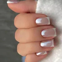 کاشت ناخن(شامل تخفیف)|خدمات آرایشگری و زیبایی|سنندج, |دیوار