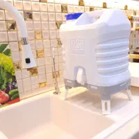 گالن شیر‌دار لوکس و کاربردی مخصوص روزهای بی‌آبی