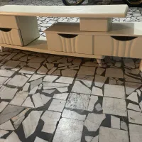 میز تلویزیون در حد نو