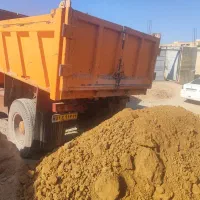 کامیون حمل خاک