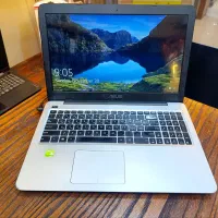 لپ‌تاپ ASUS i7 با گرافیک 2GB سالم و تمیز