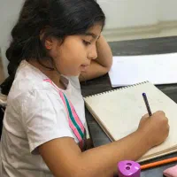 کلاس آموزش نقاشی کودکان (مبتدی تا حرفه‌ای)|خدمات آموزشی|مشهد, شهید فرامرز عباسی|دیوار