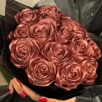 گل ربانی زیبا. روزدختر