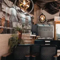 ۷تا لامپ دوتا لوستر با ریسه