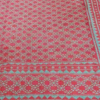 گلیم دو رو با قدمت ۱۰۰ ساله