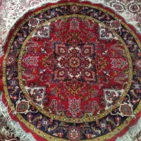 فرش دستبافت گرد تازه از دار افتاده|فرش|تبریز, |دیوار