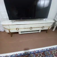 میز تلوزیون در حد نو۶میلیون تومان