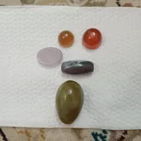 گوی یشم بهمراهعقیق ه ومهره یمنی