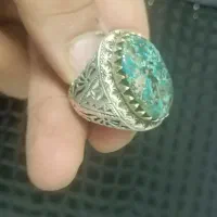 انگشتر فیروزه با رگه طلا