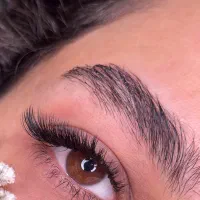 اکستنشن مژه تار به تار با پالت مژه و چسب روسی