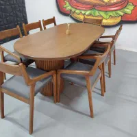 میز ناهار خوری در حد نو