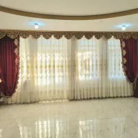 پرده سلطنتی در حد نو