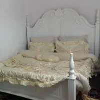رو تختی کاملا سالم و نو