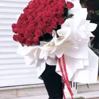 رز هلندی درجه یک‌ ۲۰هزار تومان دسته گل تاج گل باکس|گل مصنوعی|کرج, گلشهر|دیوار