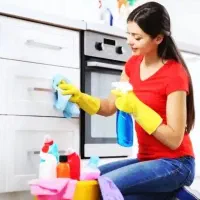 نیازمند خانم برای کار