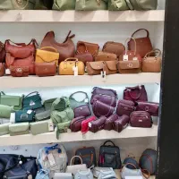 کیف و کفش|کیف، کفش، کمربند|شیراز, صاحب الزمان|دیوار