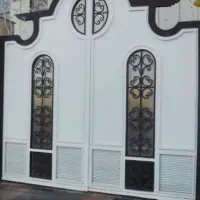 رنگ امیزی درب پنجره