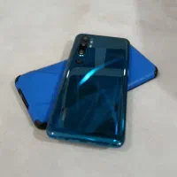 mi not 10پرچمدار