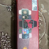 یک عددساعت لمسی