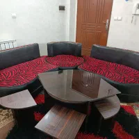 مبل نیمدایره ای مخمل وچرم|مبلمان خانگی و میز عسلی|تهران, والفجر (افسریه)|دیوار