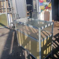 میز ویترینی