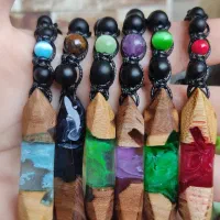 دستبند و‌گردنبند رزینی|بدلیجات|شیراز, پانصد دستگاه ارتش|دیوار