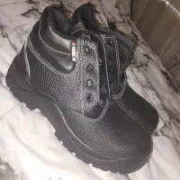 کفش ایمنی سایز ۴۲