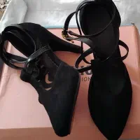 کفش مهمونی|کیف، کفش، کمربند|تربت جام, میرقوام الدین|دیوار