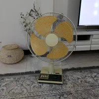 پنکه دستی توشیبا ژاپنی موتور بزرگ قدیمی|پنکه و تصفیه‌کنندهٔ هوا|اهواز, کوی باهنر|دیوار