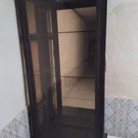 فروش ویترین بزرگ جادار