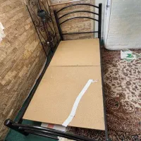 تخت فلزی کف چوب