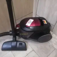 جاروبرقی بوش اصل آلمان آب وخاک قوی درحدنو سالم