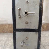 گاوصندوق دو طبقه