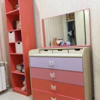 کمد و تخت خواب نوجوان ودرب اتاق